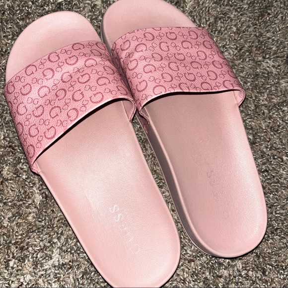 Guess purse + matching slides size 7 - Picture 5 of 6